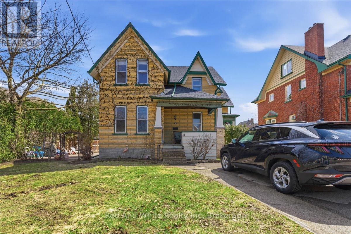 MLS® listing #29591234 for sale located at 31 BINGEMAN STREET