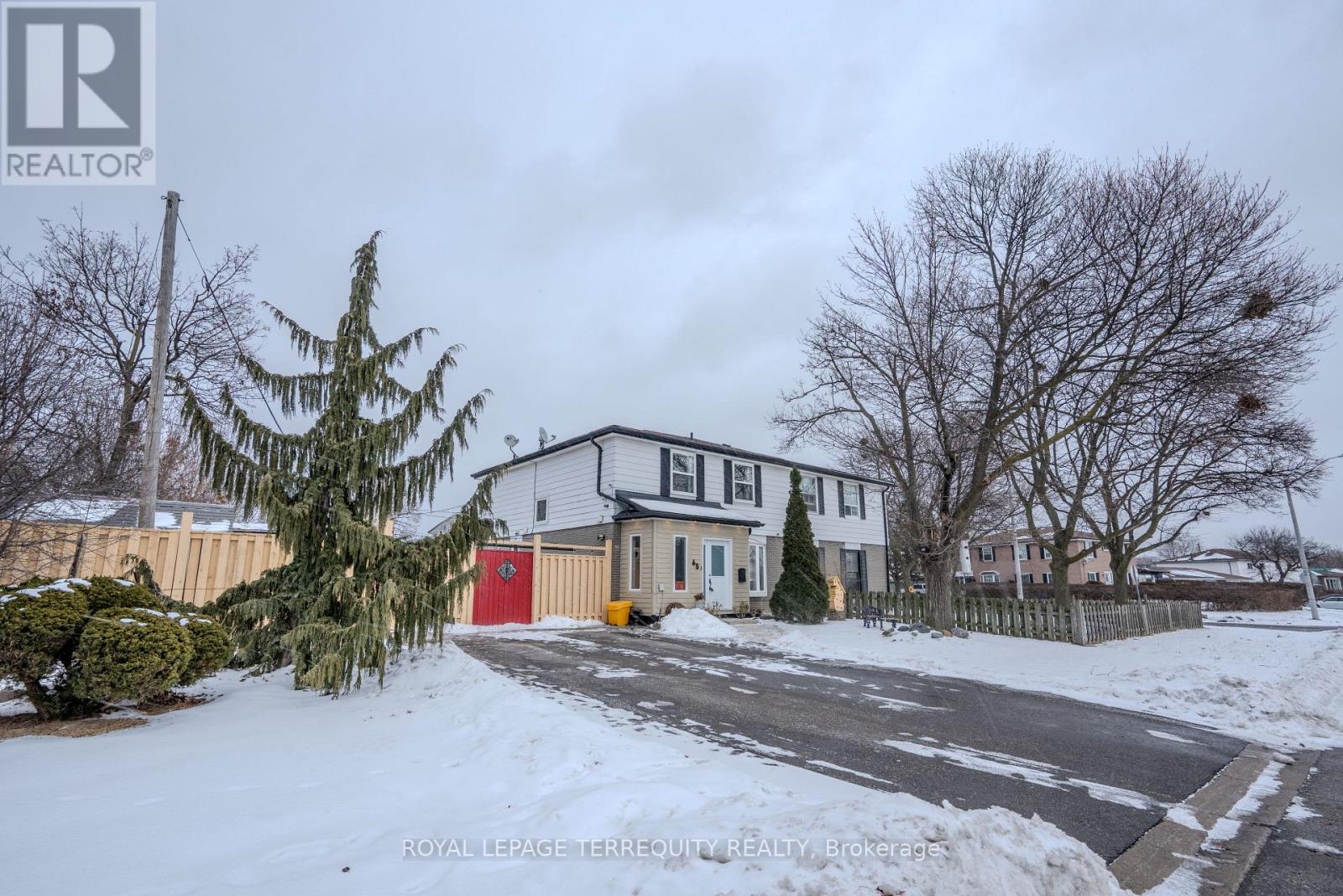 MLS® listing #29591495 for sale located at 65 DORSET DRIVE