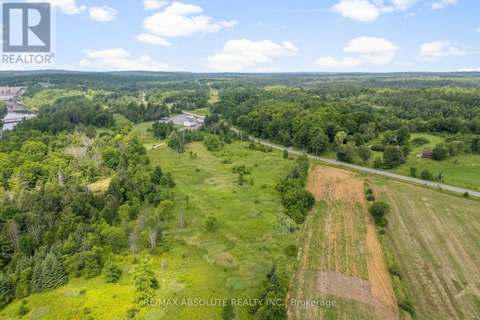 MLS® listing #29592870 for sale located at 702 PART 18 FLAT RAPIDS ROAD