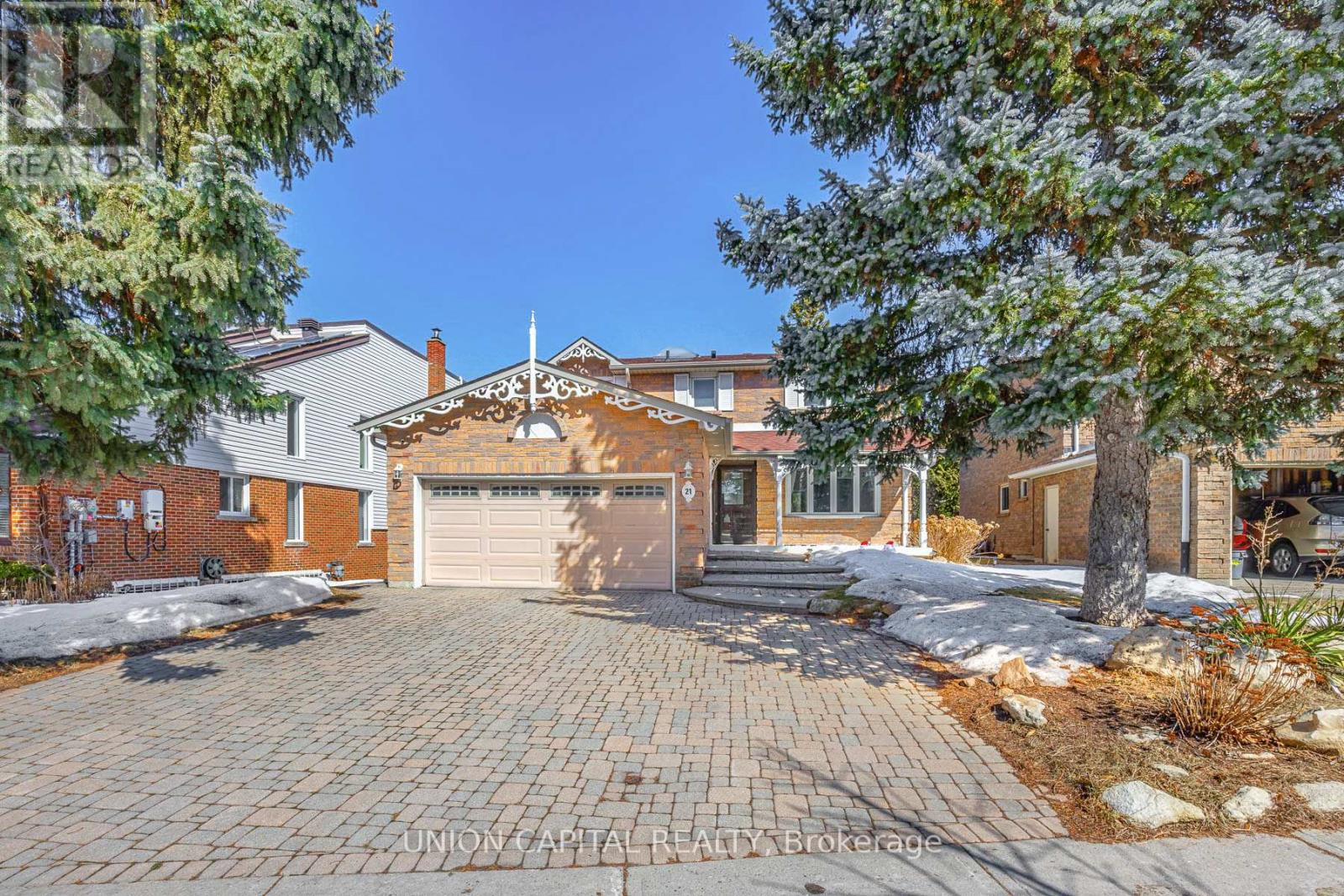 MLS® listing #29593858 for sale located at BSMT - 21 KINGS COLLEGE ROAD