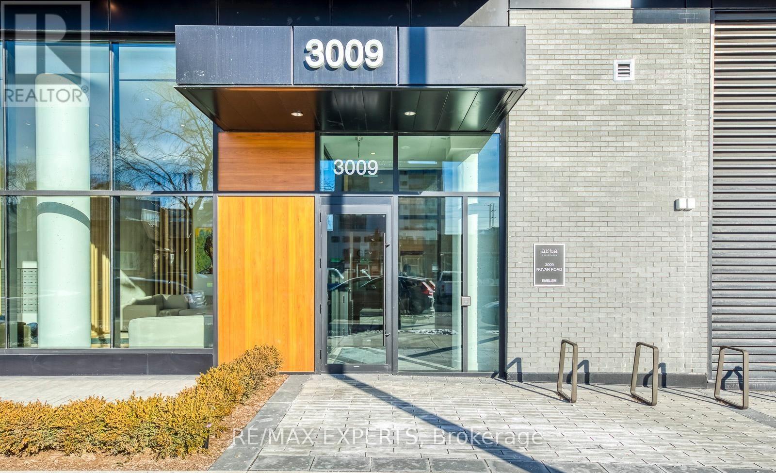 MLS® listing #29593873 for sale located at 1013 - 3009 NOVAR ROAD