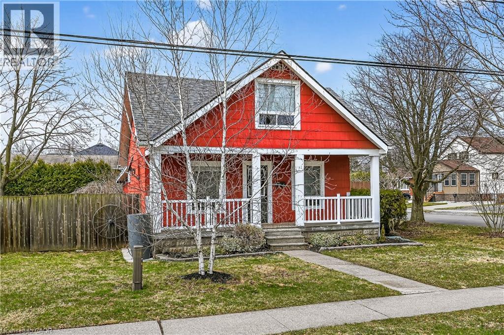 MLS® listing #29593945 for sale located at 21 ROSE Avenue