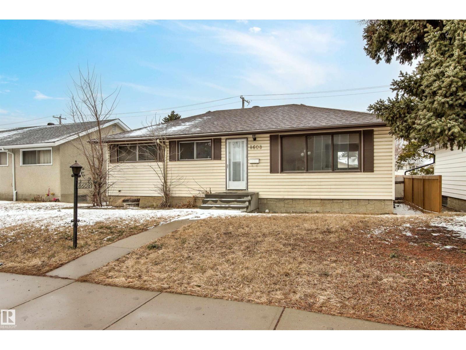 MLS® listing #29594467 for sale located at 8608 156 ST NW