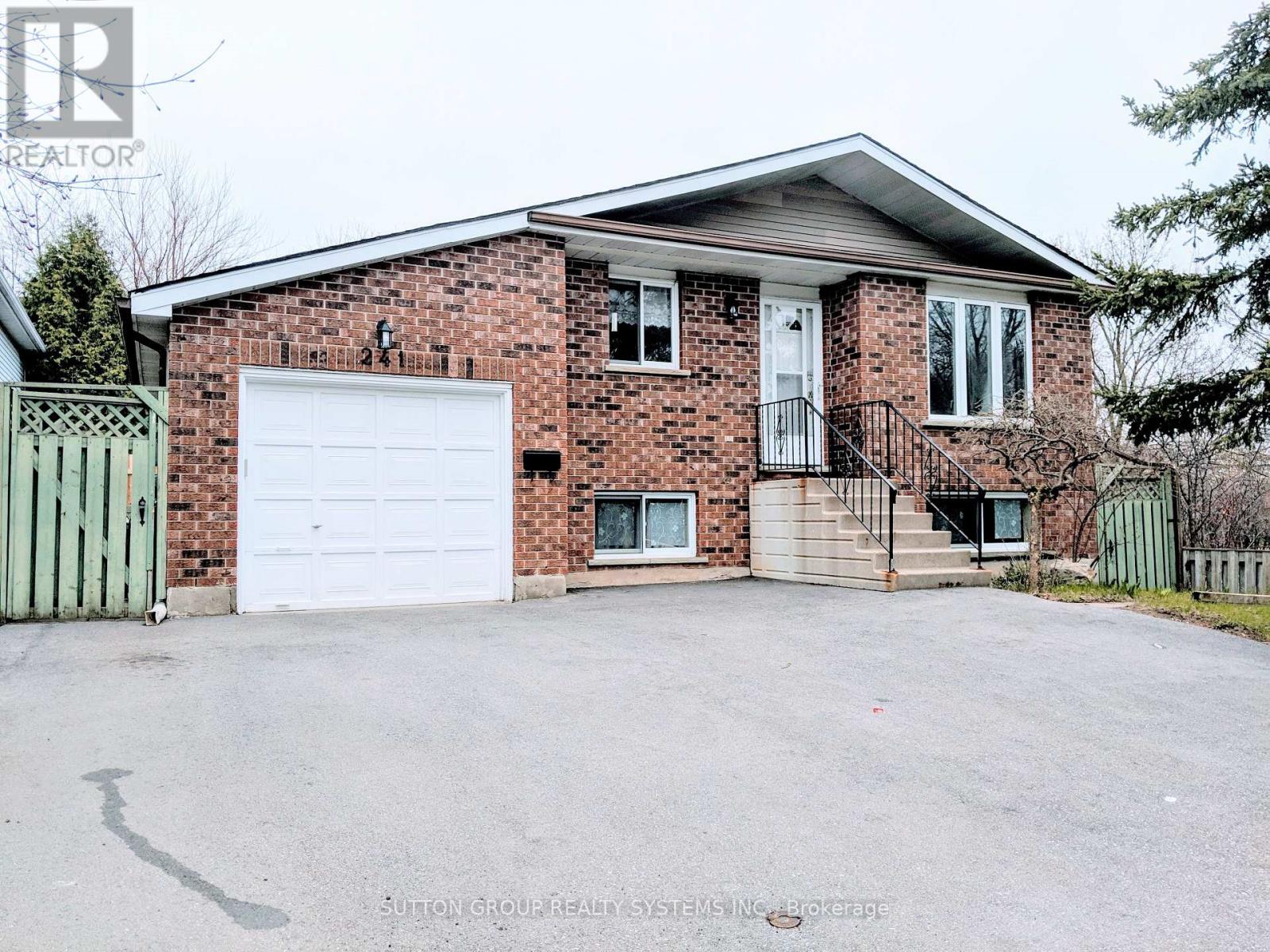 MLS® listing #29594507 for sale located at B2 - 241 COUNTRY HILL DRIVE