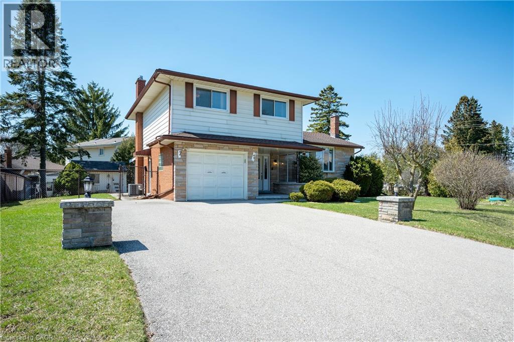 MLS® listing #29594530 for sale located at 7 LICHTY Crescent