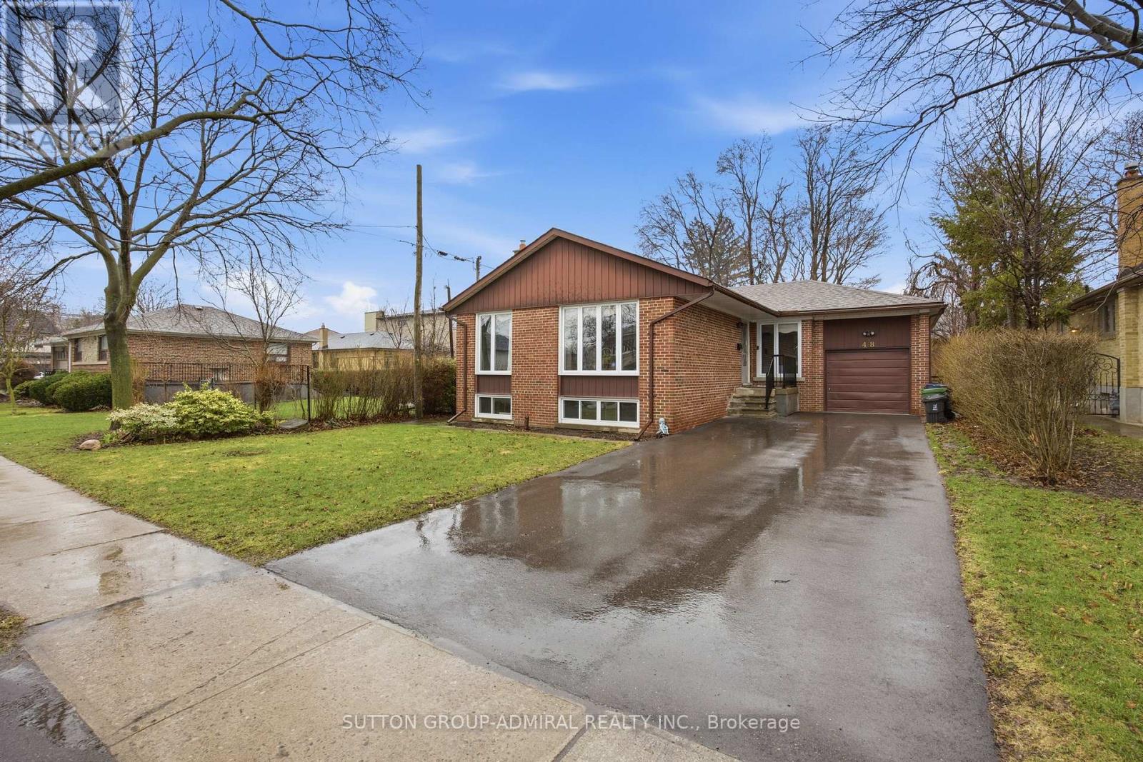 MLS® listing #29594880 for sale located at 48 GODDARD STREET