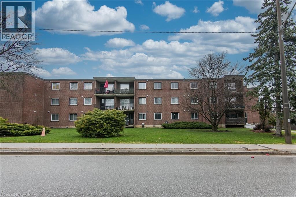 MLS® listing #29595790 for sale located at 4 AVALON Place Unit# 308