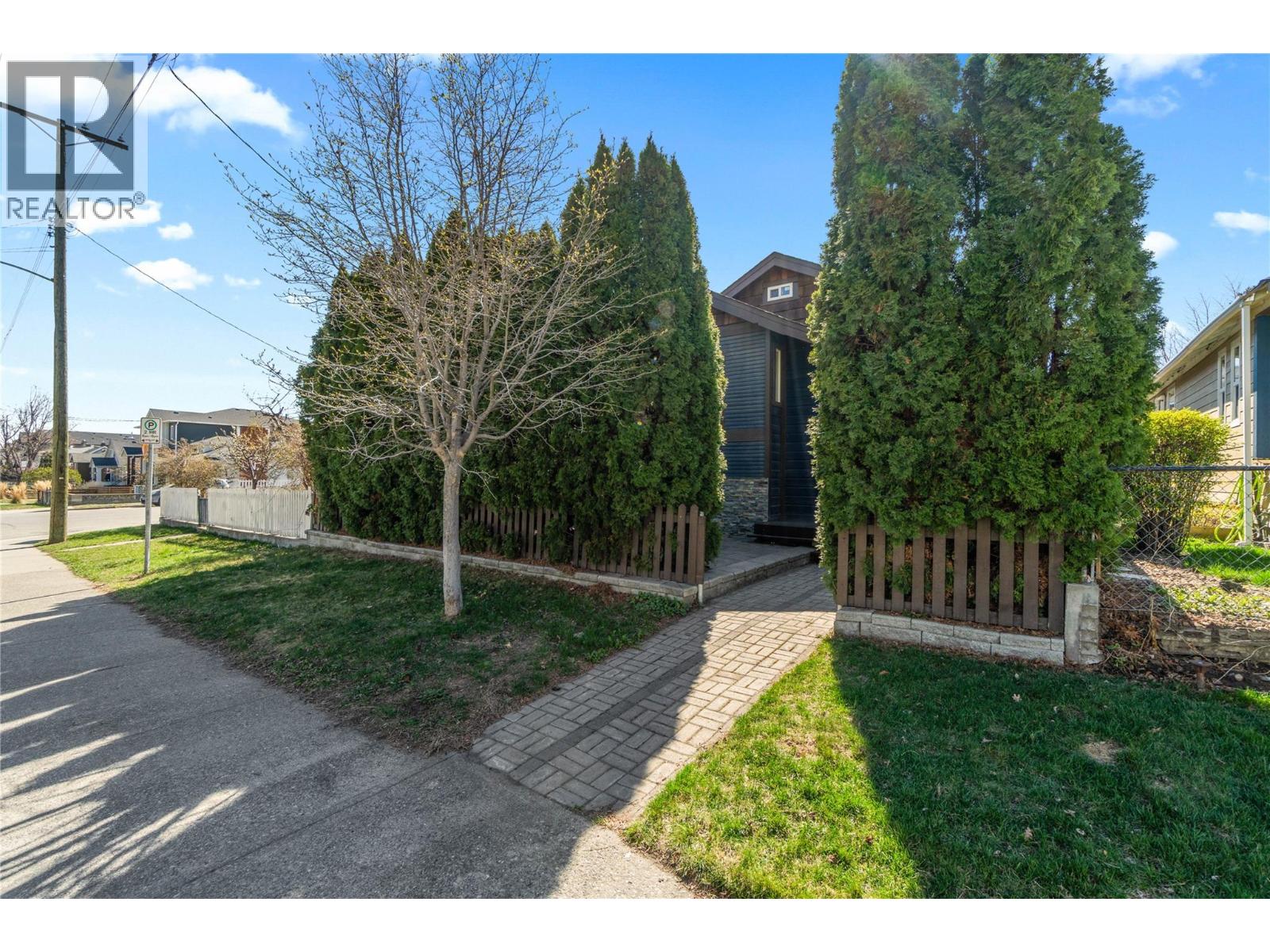 MLS® listing #29598032 for sale located at 795 NICOLA Street