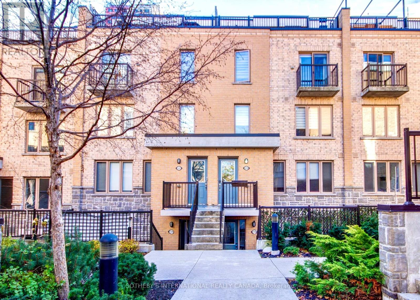 MLS® listing #29600341 for sale located at 219 - 7 FOUNDRY AVENUE