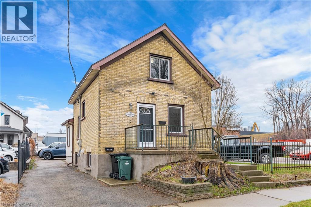 MLS® listing #29602533 for sale located at 527 WELLINGTON Street N Unit# A