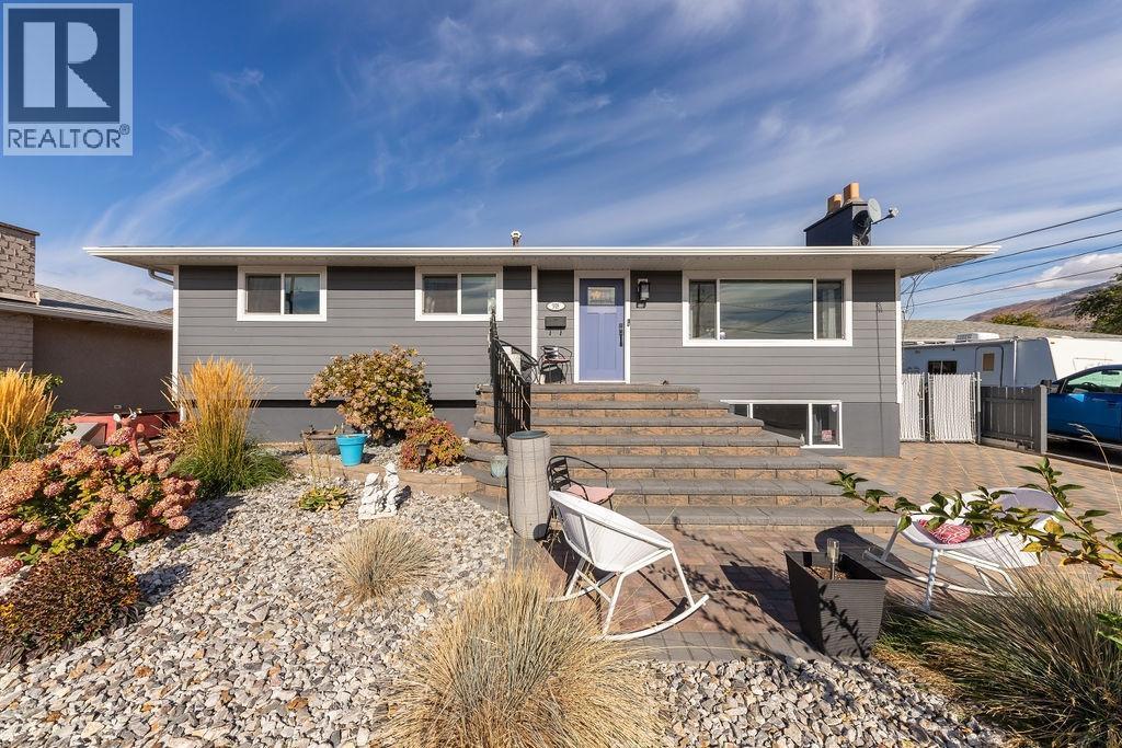 MLS® listing #29603724 for sale located at 918 CRANBROOK Place