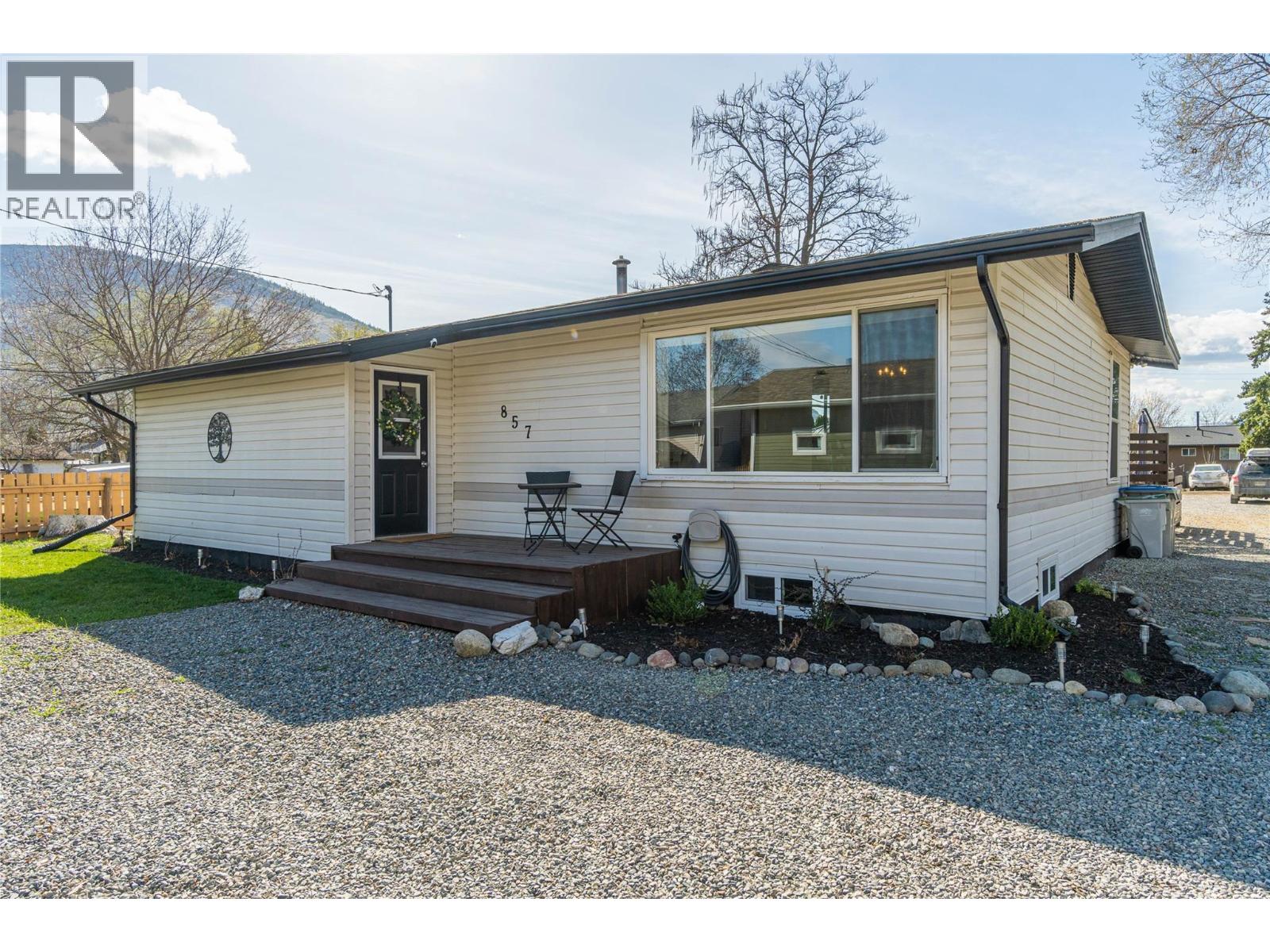 MLS® listing #29604671 for sale located at 857 MAYNE Road