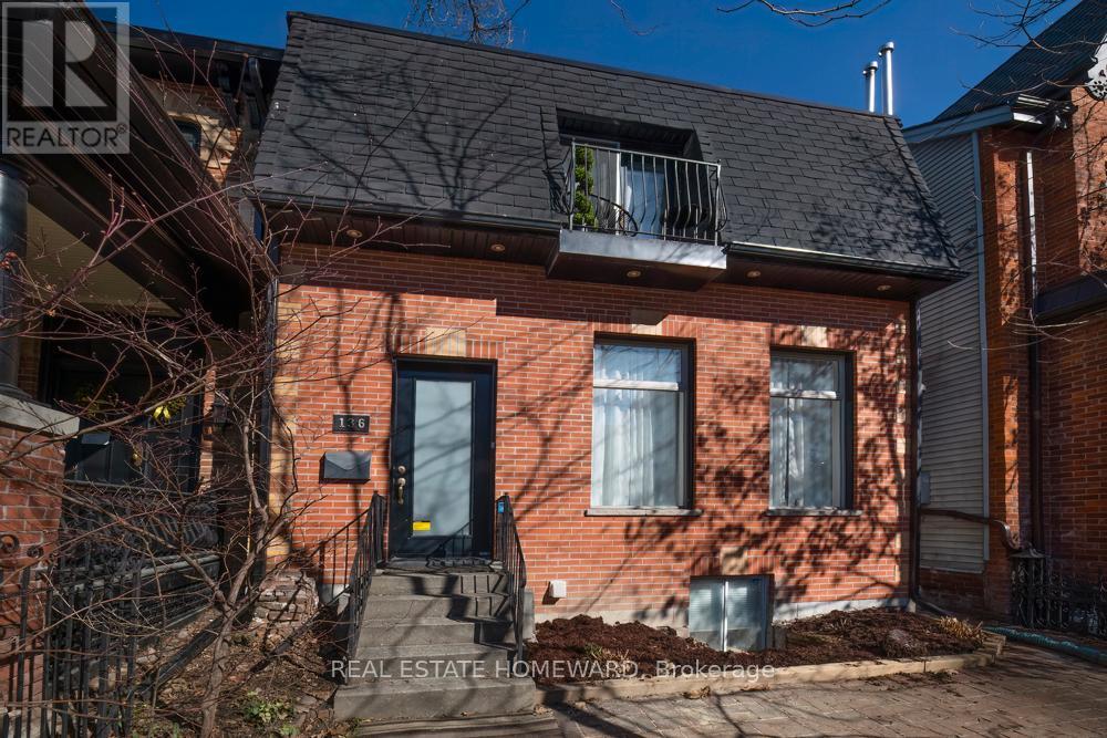 MLS® listing #29605844 for sale located at 136 SPRUCE STREET
