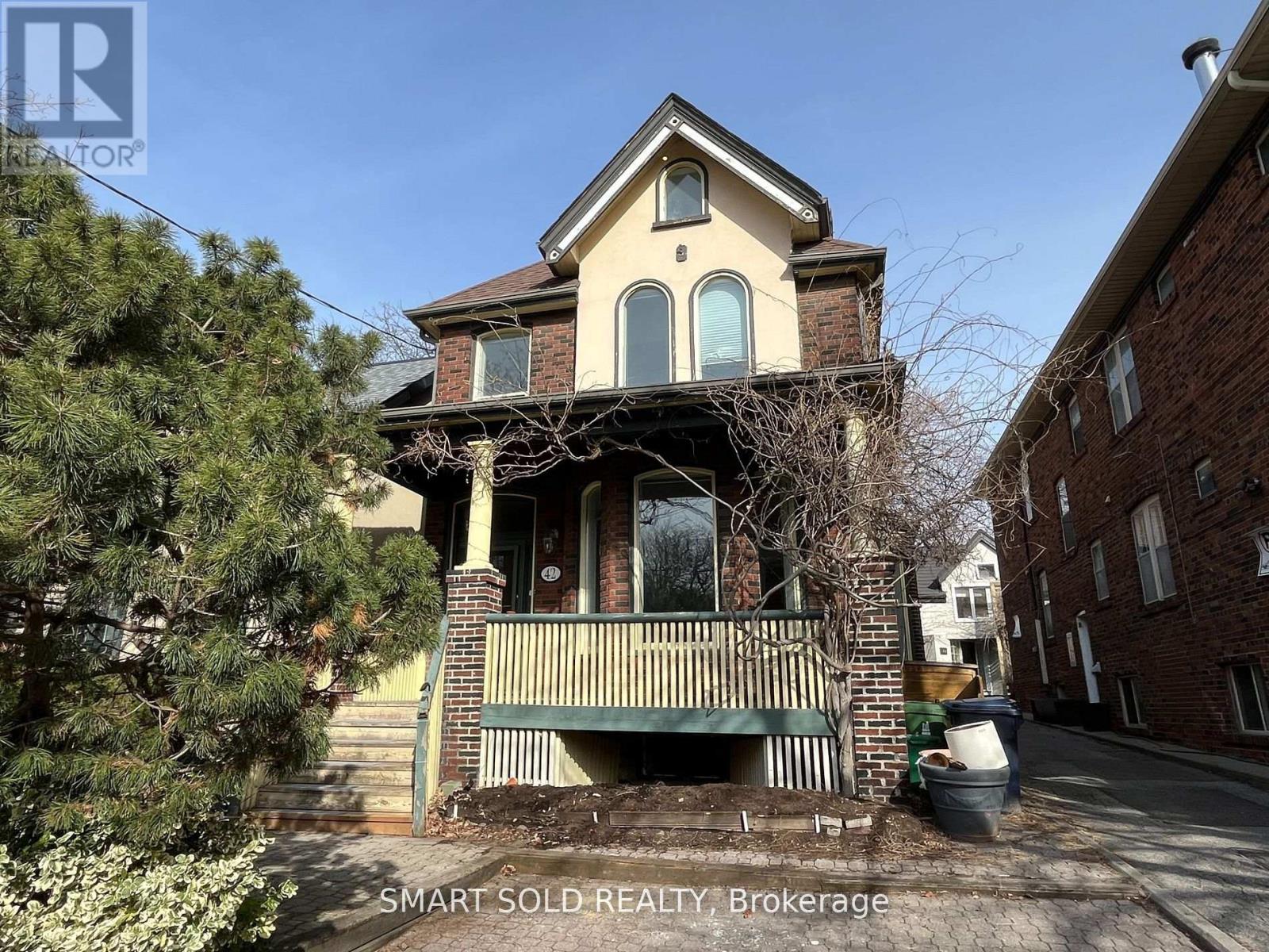MLS® listing #29605894 for sale located at 42 AMELIA STREET