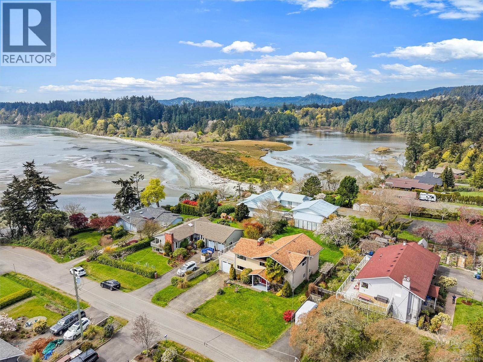 MLS® listing #29606243 for sale located at 55 Bradene Rd