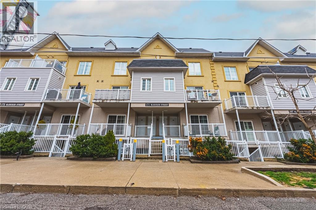 MLS® listing #29609491 for sale located at 171 BLEECKER Street Unit# 222