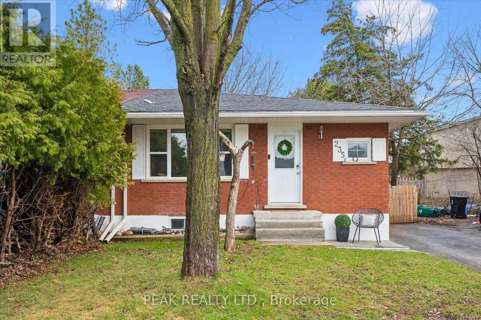 MLS® listing #29610288 for sale located at B - 235 CEDARBRAE AVENUE