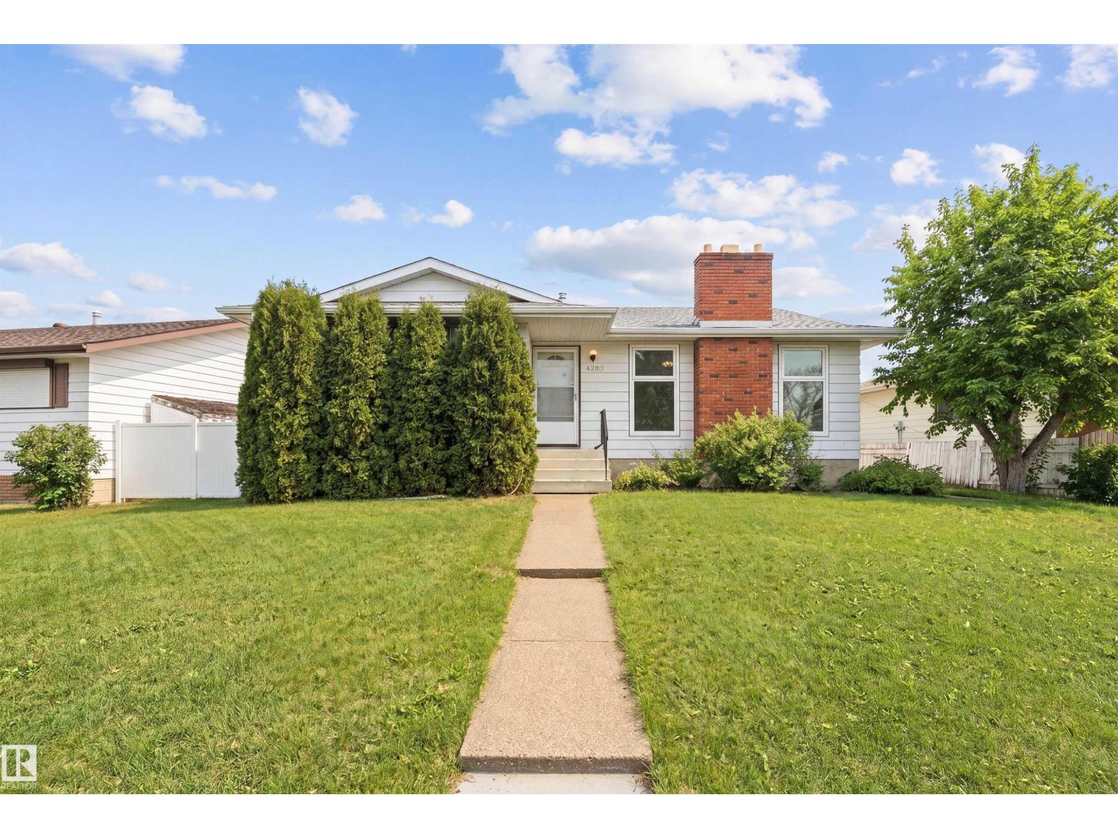 MLS® listing #29613541 for sale located at 1707 65 ST NW