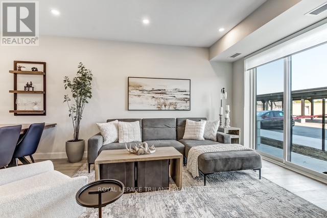 MLS® listing #29616134 for sale located at 204 - 16 COMPASS TRAIL N