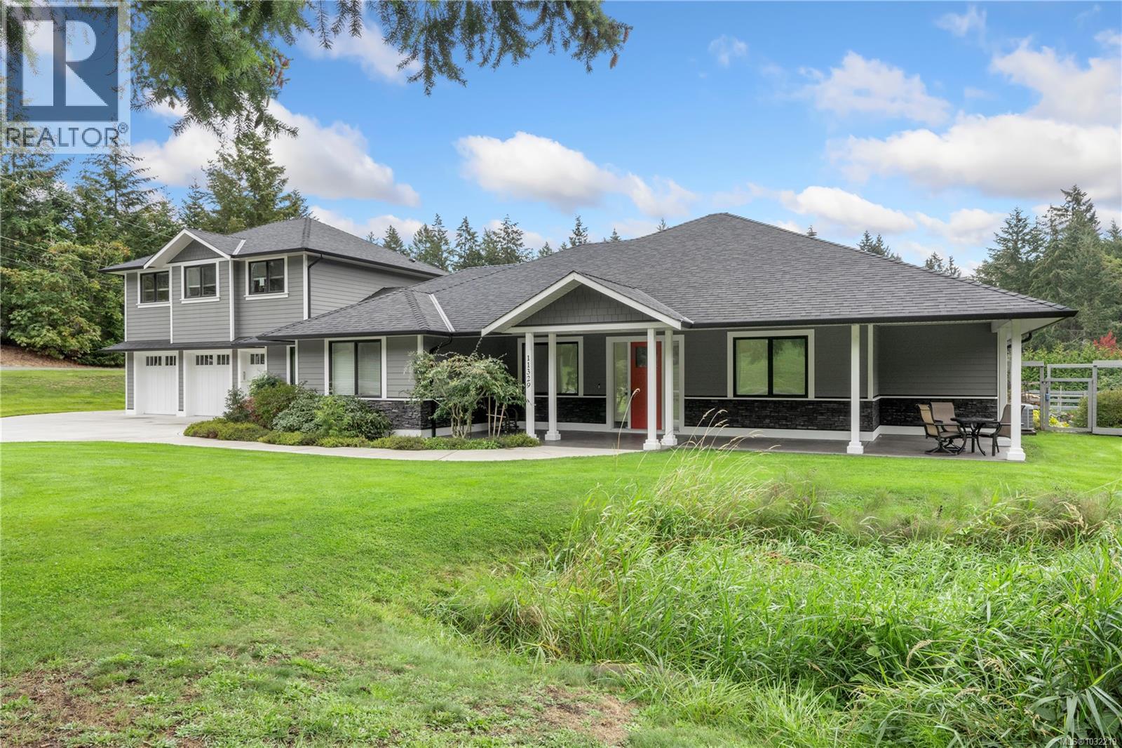 MLS® listing #29616230 for sale located at 11329 Hummingbird Pl