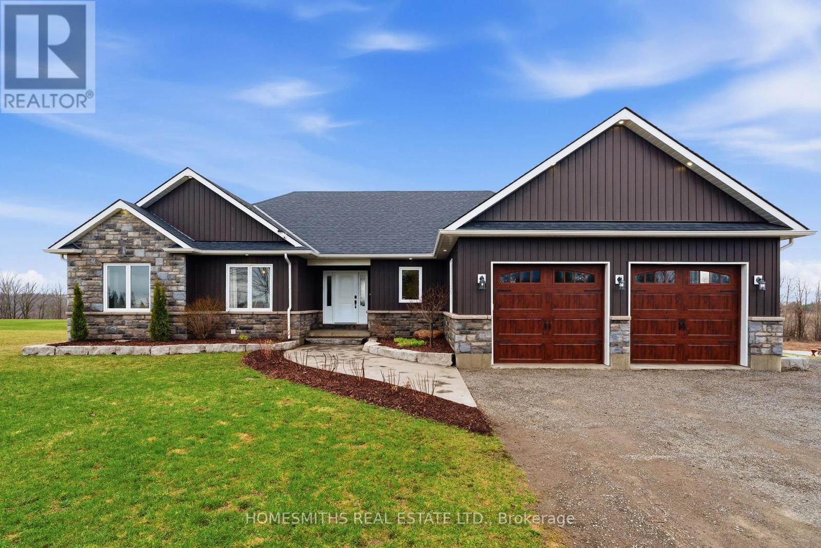 MLS® listing #29616393 for sale located at 18 SILVER HEIGHTS DRIVE