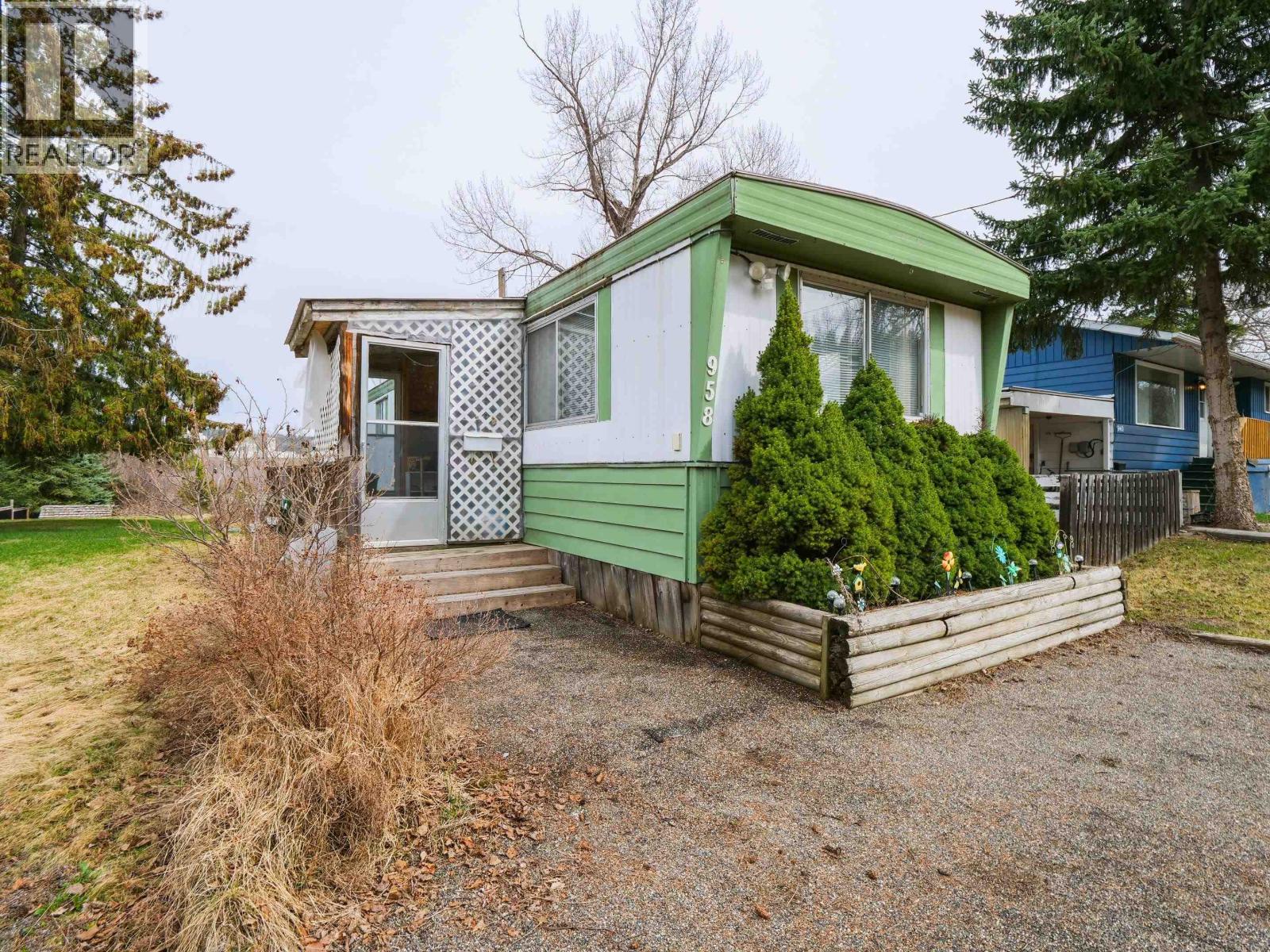 MLS® listing #29618147 for sale located at 958 RIVER PARK ROAD