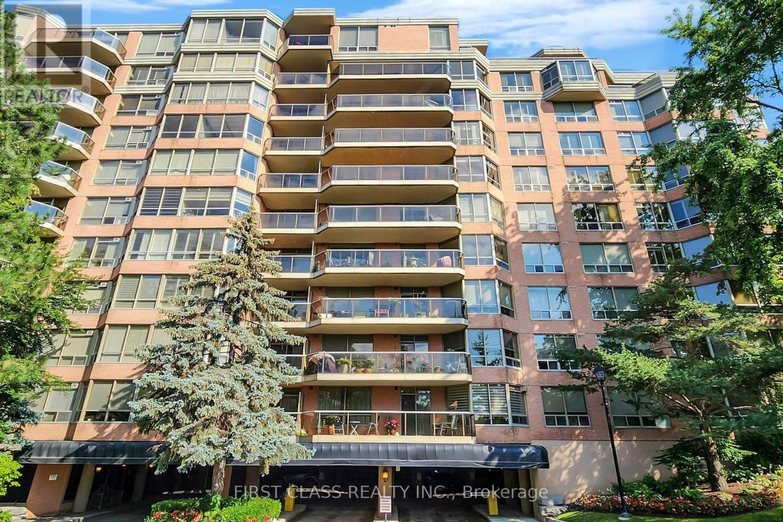 MLS® listing #29618641 for sale located at 902 - 3181 BAYVIEW AVENUE