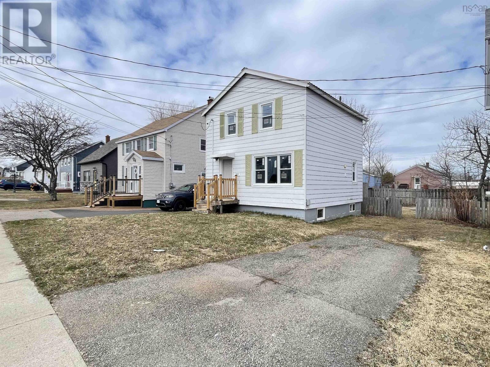 MLS® listing #29618977 for sale located at 123 Lorne Street