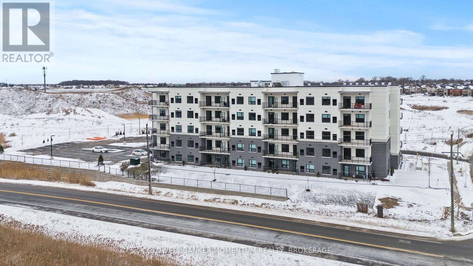 MLS® listing #29619859 for sale located at 311 - 5 BAKER STREET