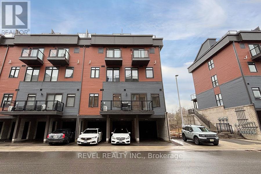 MLS® listing #29620166 for sale located at 11 - 2 WILLOW STREET