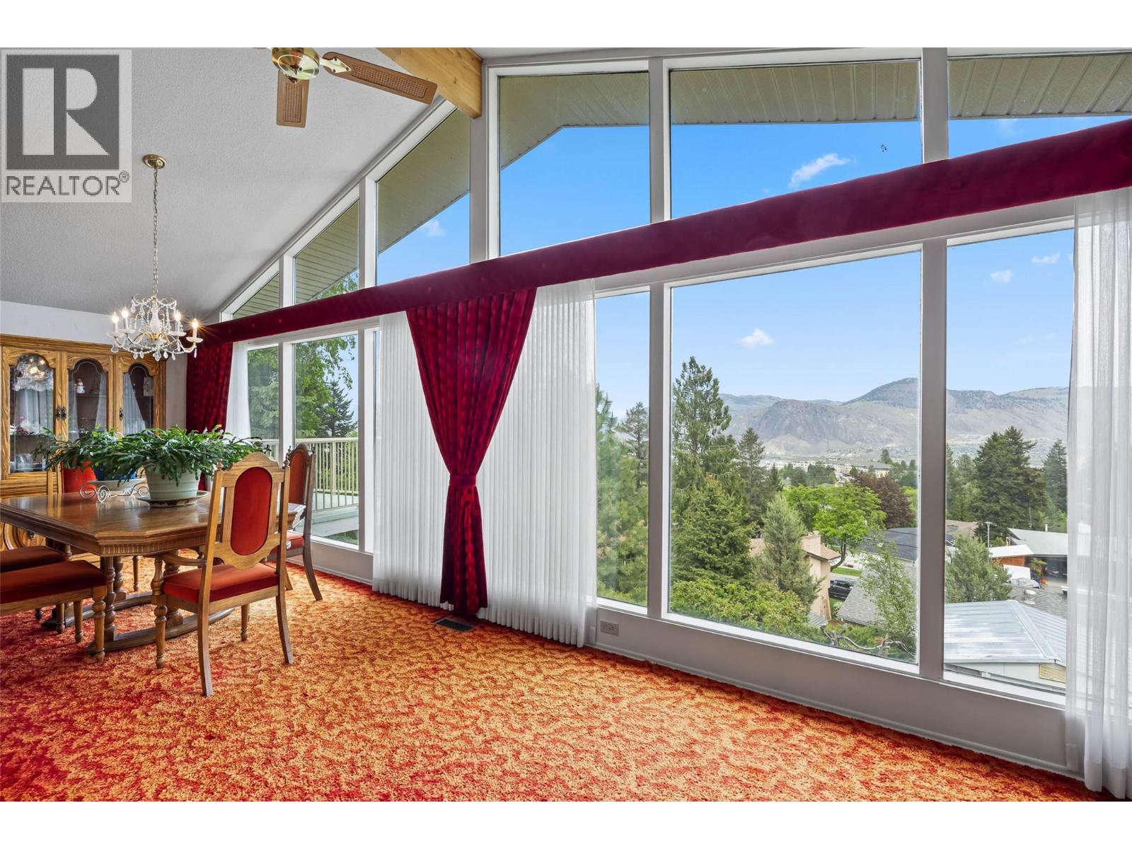 MLS® listing #29620372 for sale located at 178 WADDINGTON Drive