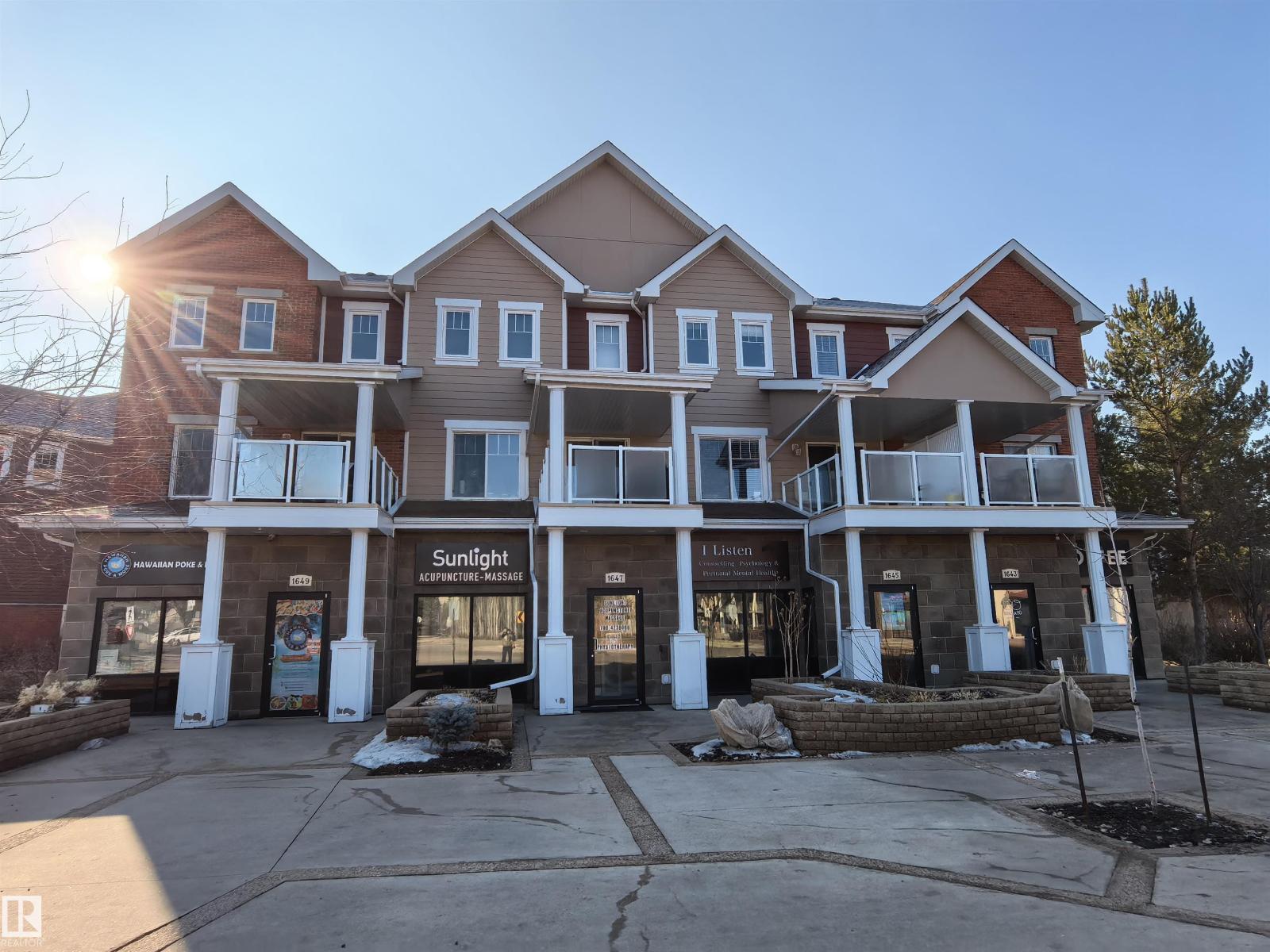 MLS® listing #29622451 for sale located at 1649 Towne Centre blvd. NW