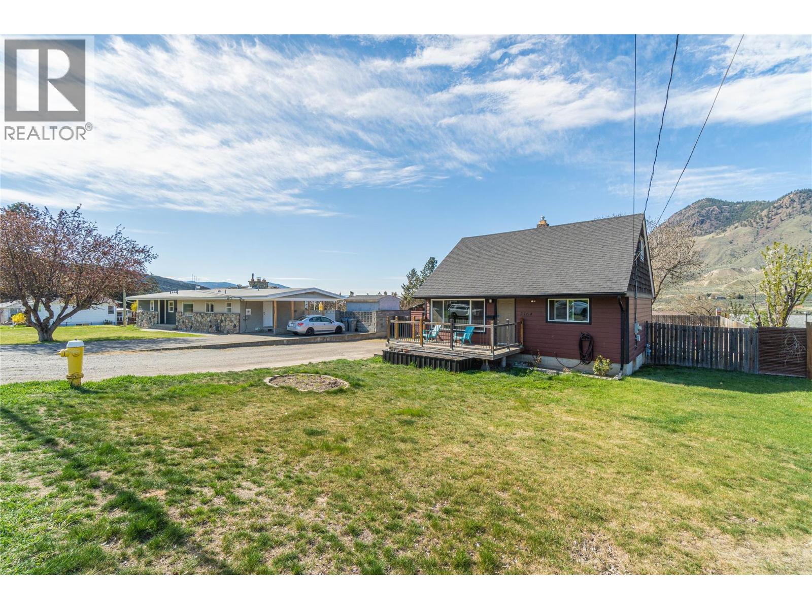 MLS® listing #29622671 for sale located at 2164 CRESCENT Drive