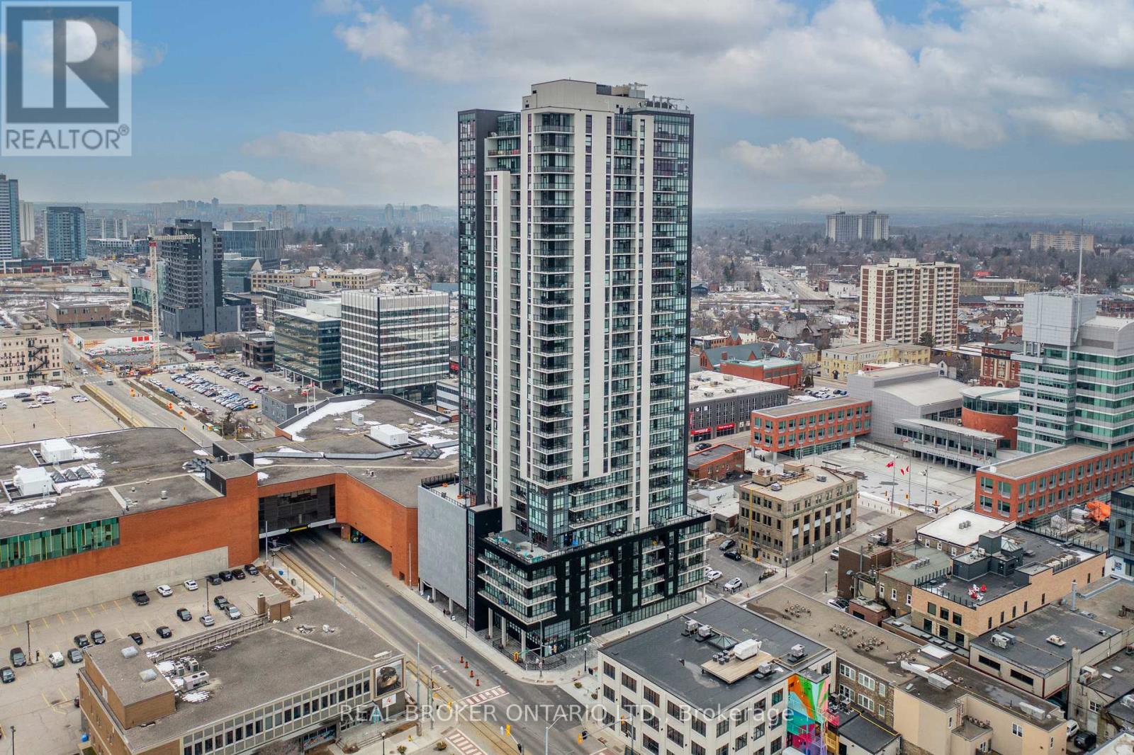 MLS® listing #29623634 for sale located at 1205 - 60 CHARLES STREET W