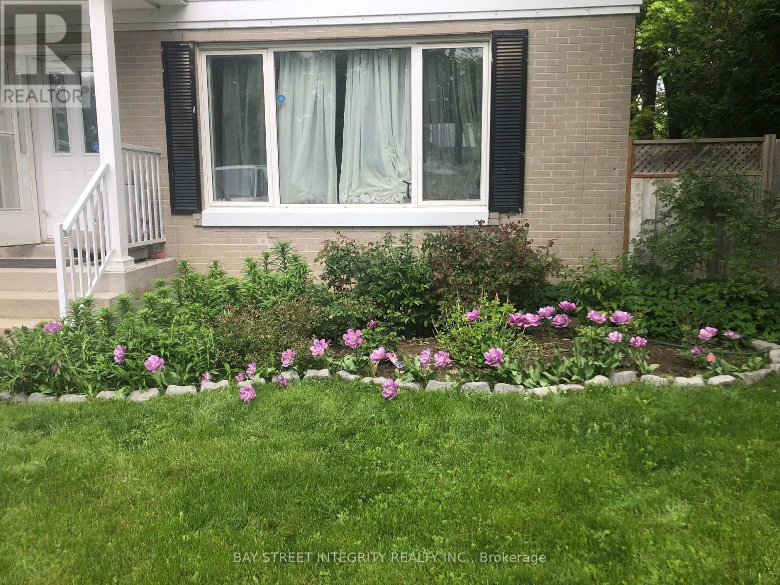 MLS® listing #29624853 for sale located at 26 MORPETH ROAD