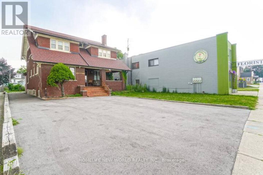 MLS® listing #29626097 for sale located at 5134 VICTORIA AVENUE