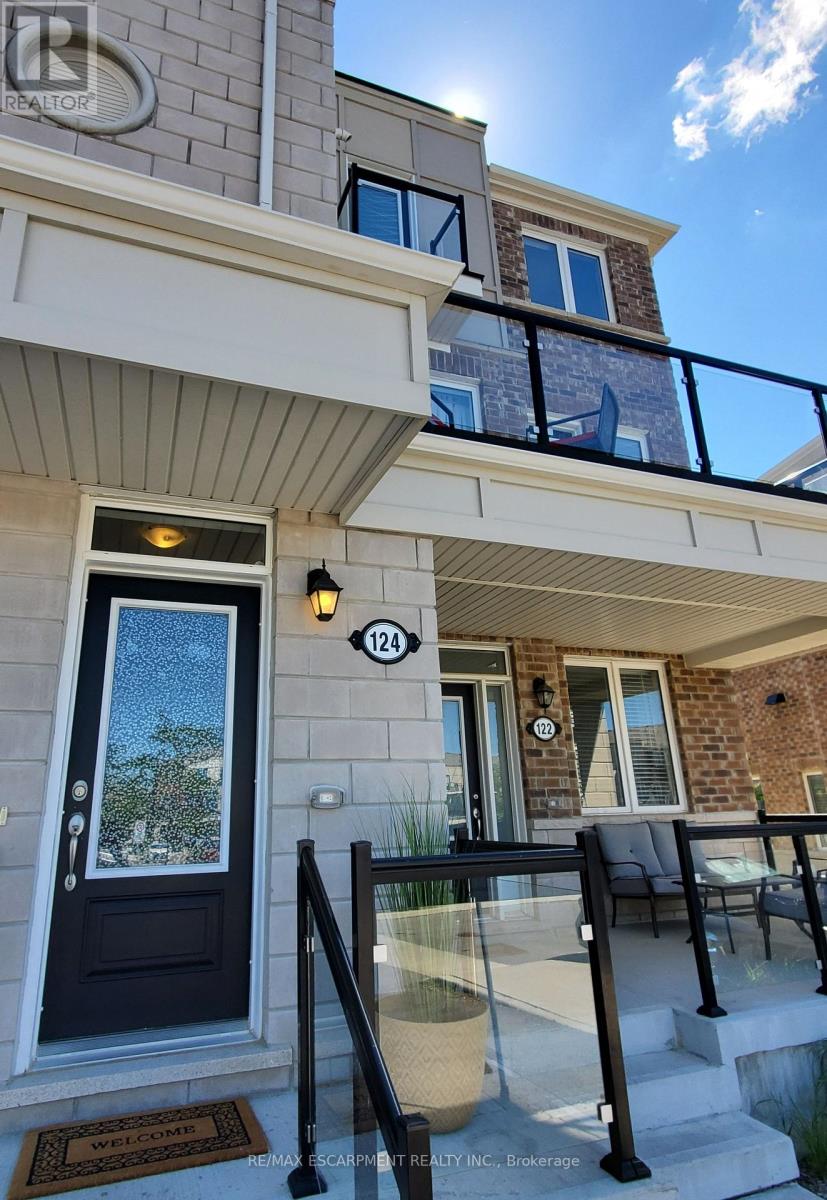 MLS® listing #29626605 for sale located at 124 DAYLILY LANE