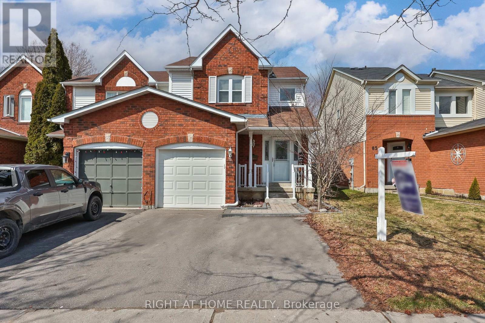 MLS® listing #29627662 for sale located at 89 VAIL MEADOWS CRESCENT