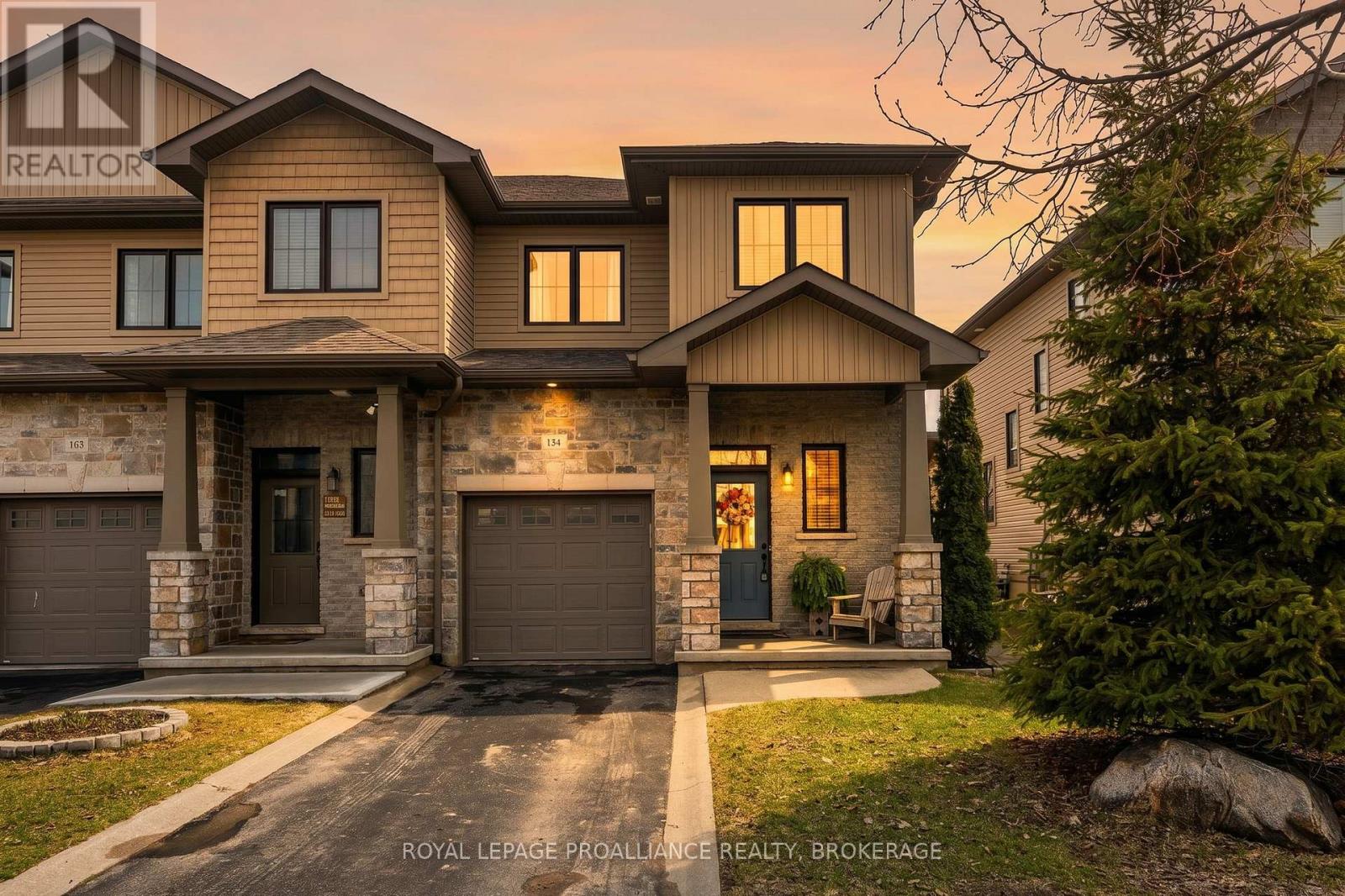 MLS® listing #29628266 for sale located at 136 SIMURDA COURT