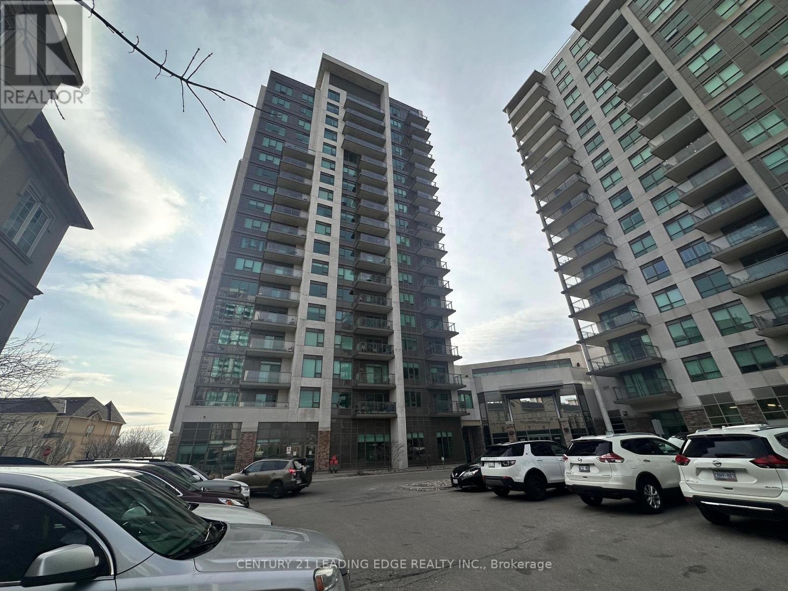 MLS® listing #29628374 for sale located at 101 - 1215 BAYLY STREET