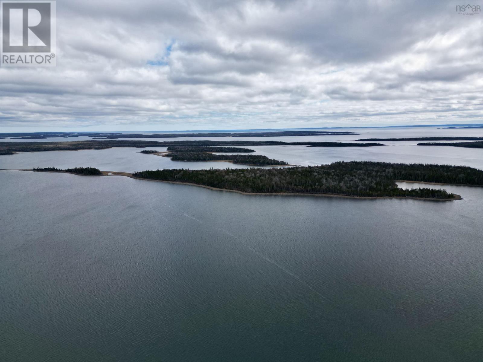 MLS® listing #29633373 for sale located at Acerage MacLeod Island, Lennox Passage, NS, B0E 1V0