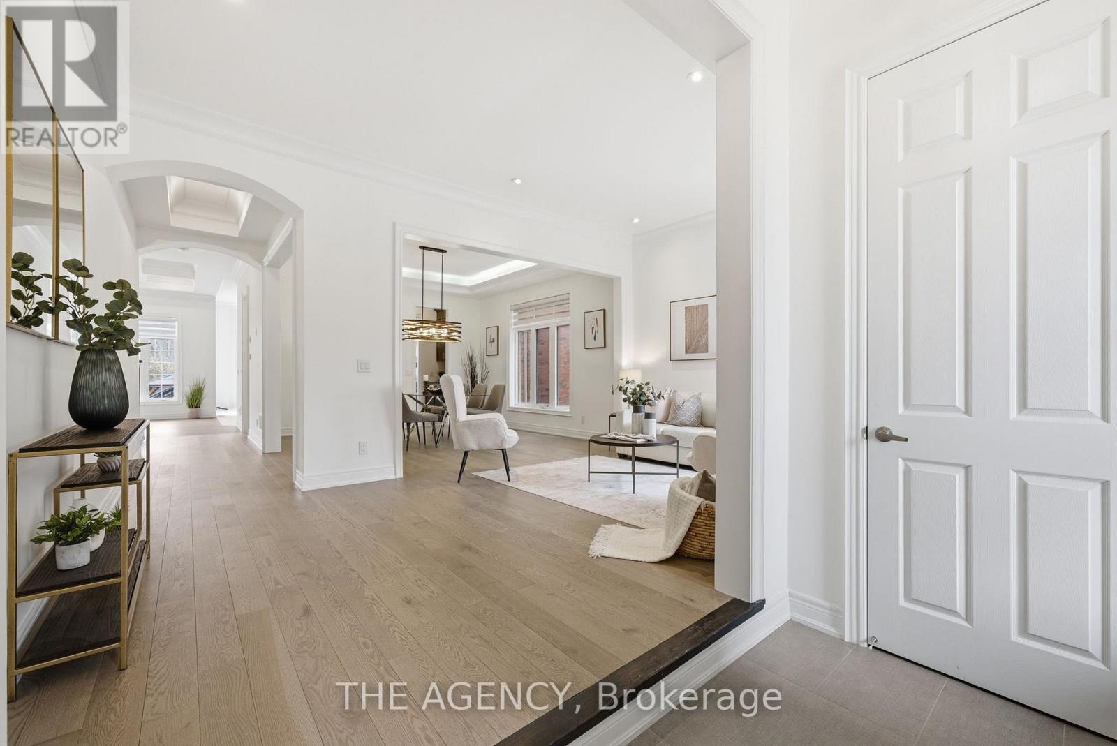 MLS® listing #29634073 for sale located at 36 BLENHEIM CIRCLE