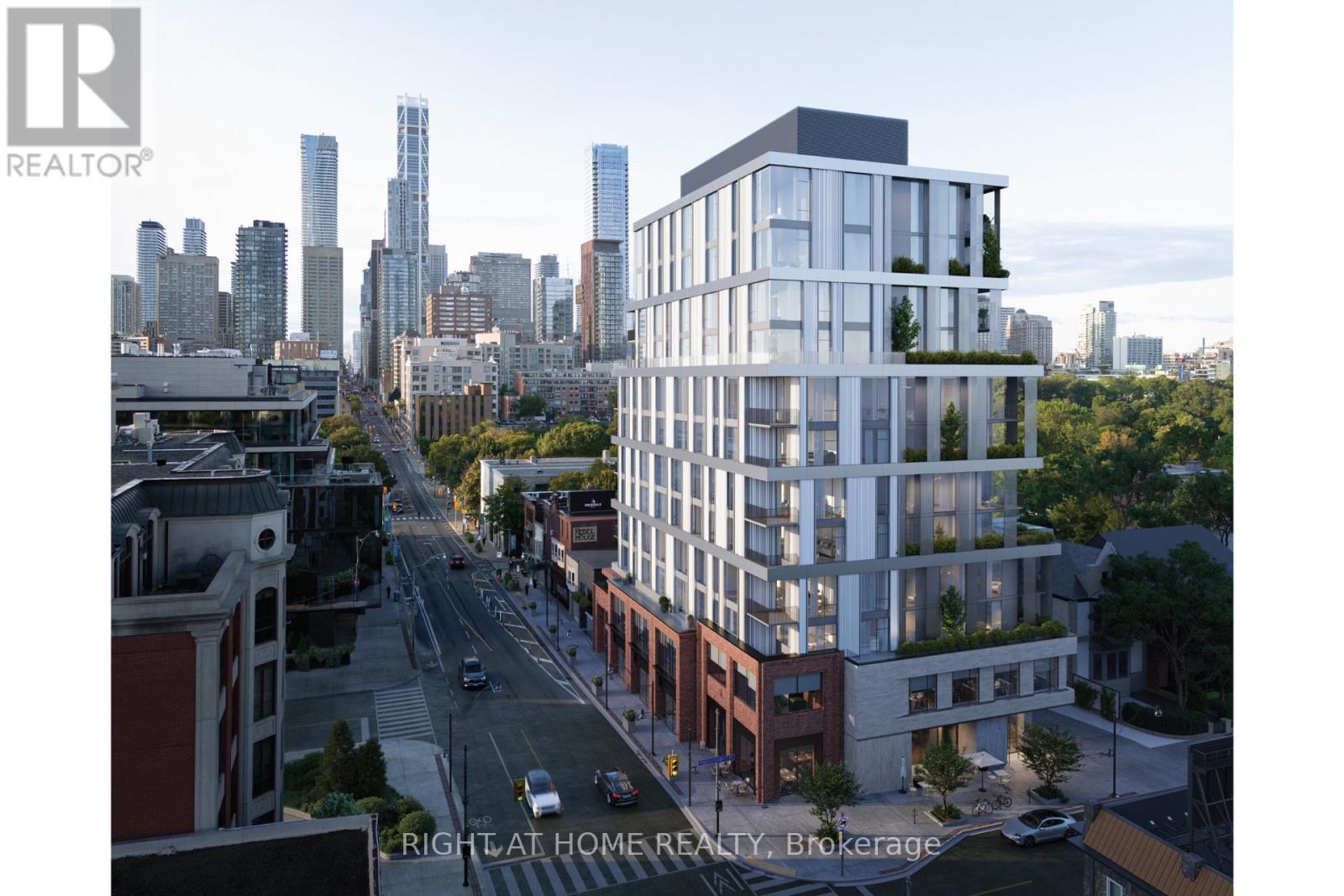 MLS® listing #29634484 for sale located at 403 - 1 ROXBOROUGH STREET W