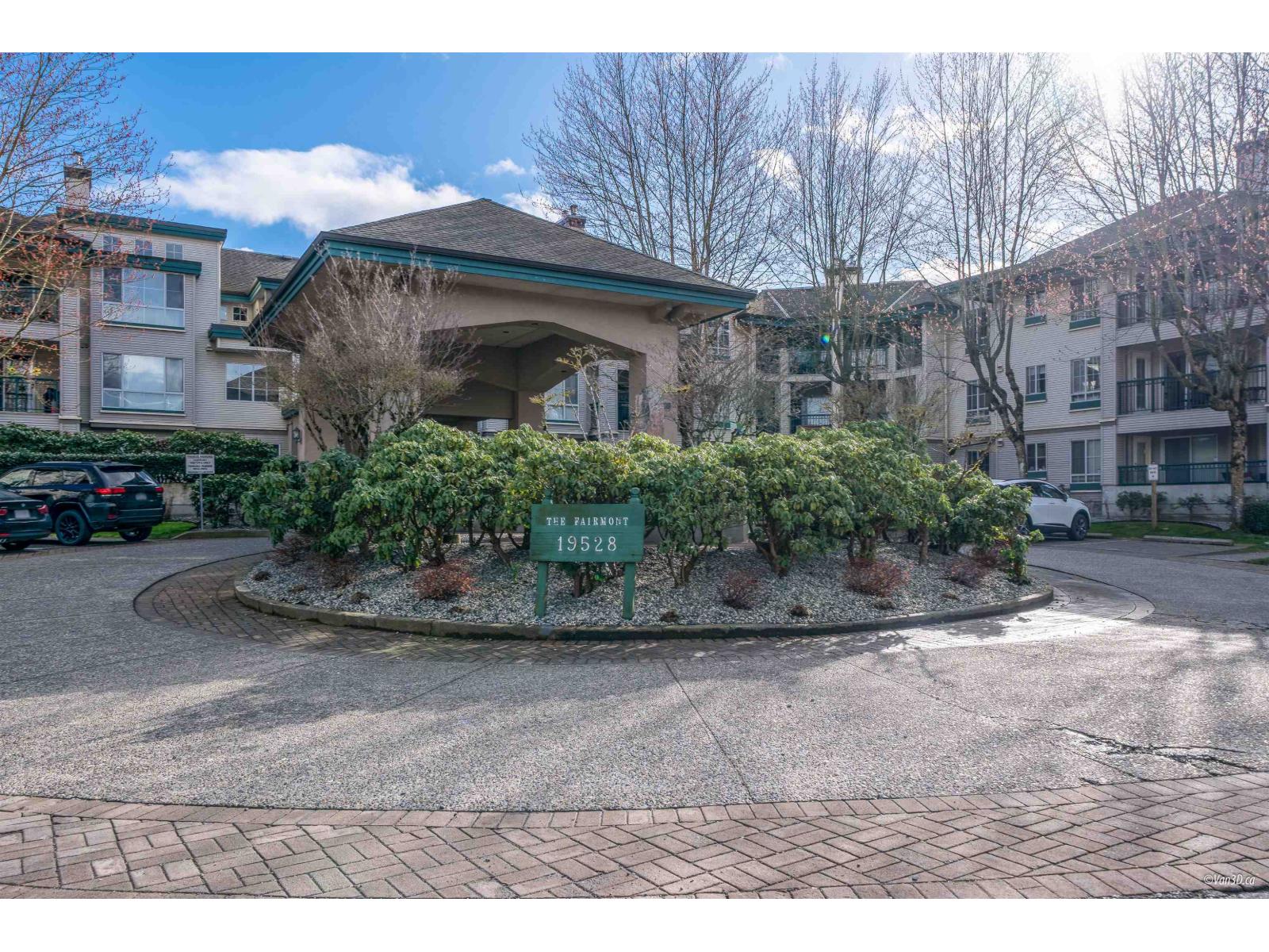 MLS® listing #29635538 for sale located at 204 19528 FRASER HIGHWAY