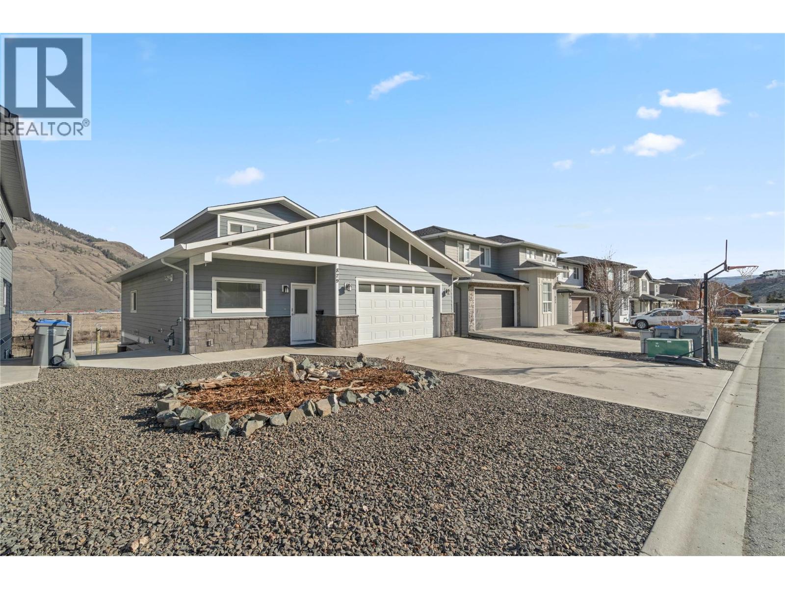 MLS® listing #29635710 for sale located at 829 WOODRUSH Drive