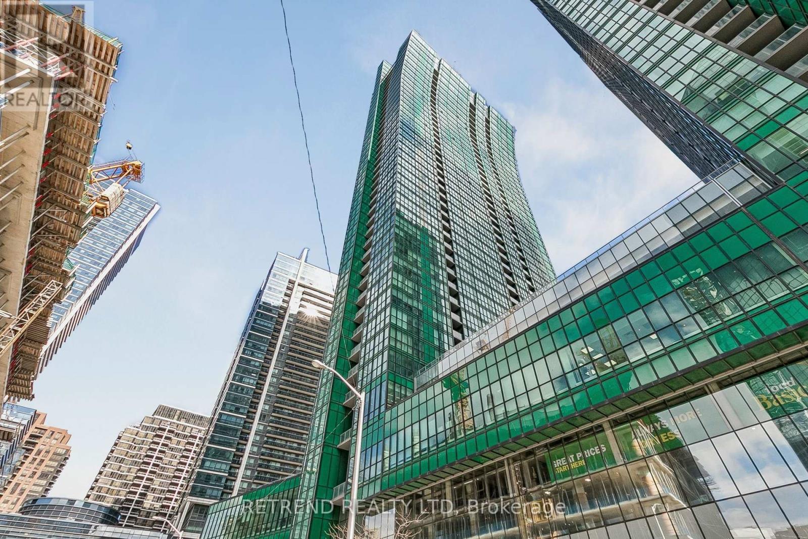 MLS® listing #29638615 for sale located at 3805 - 9 BOGERT AVENUE