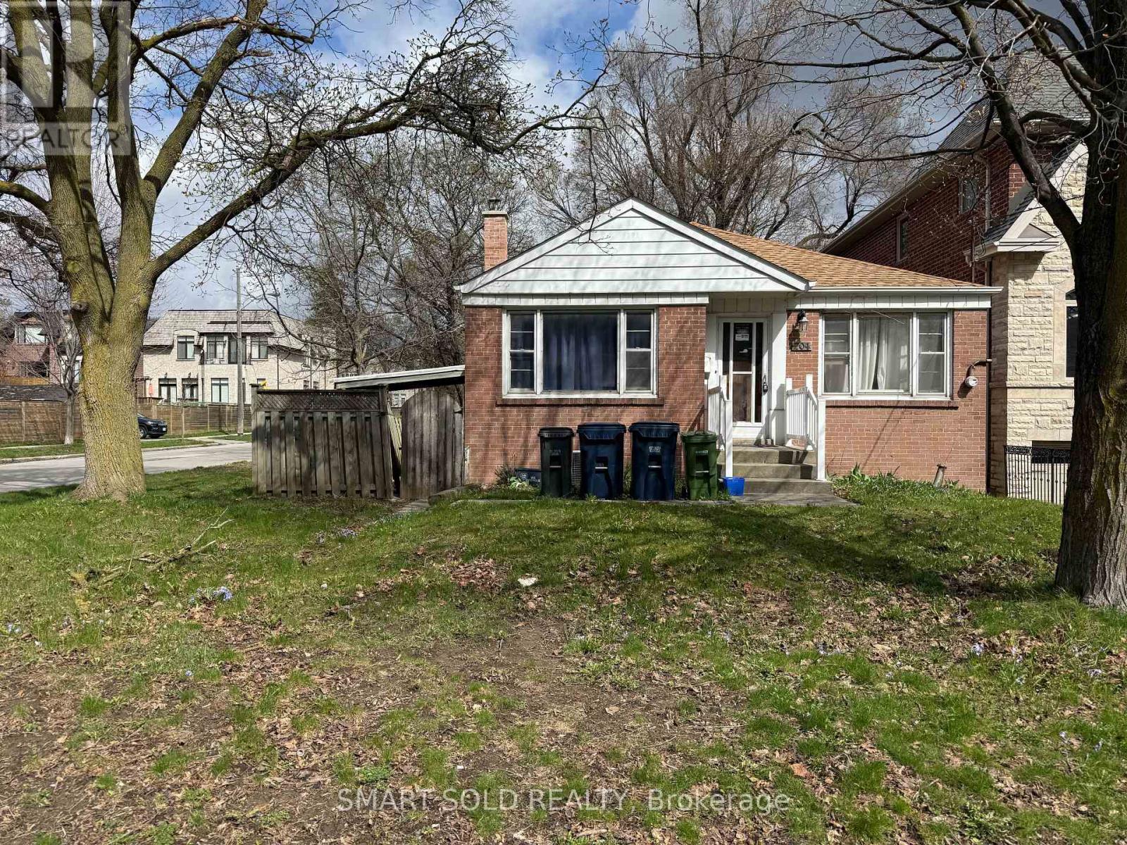 MLS® listing #29638617 for sale located at 204 CAMERON AVENUE