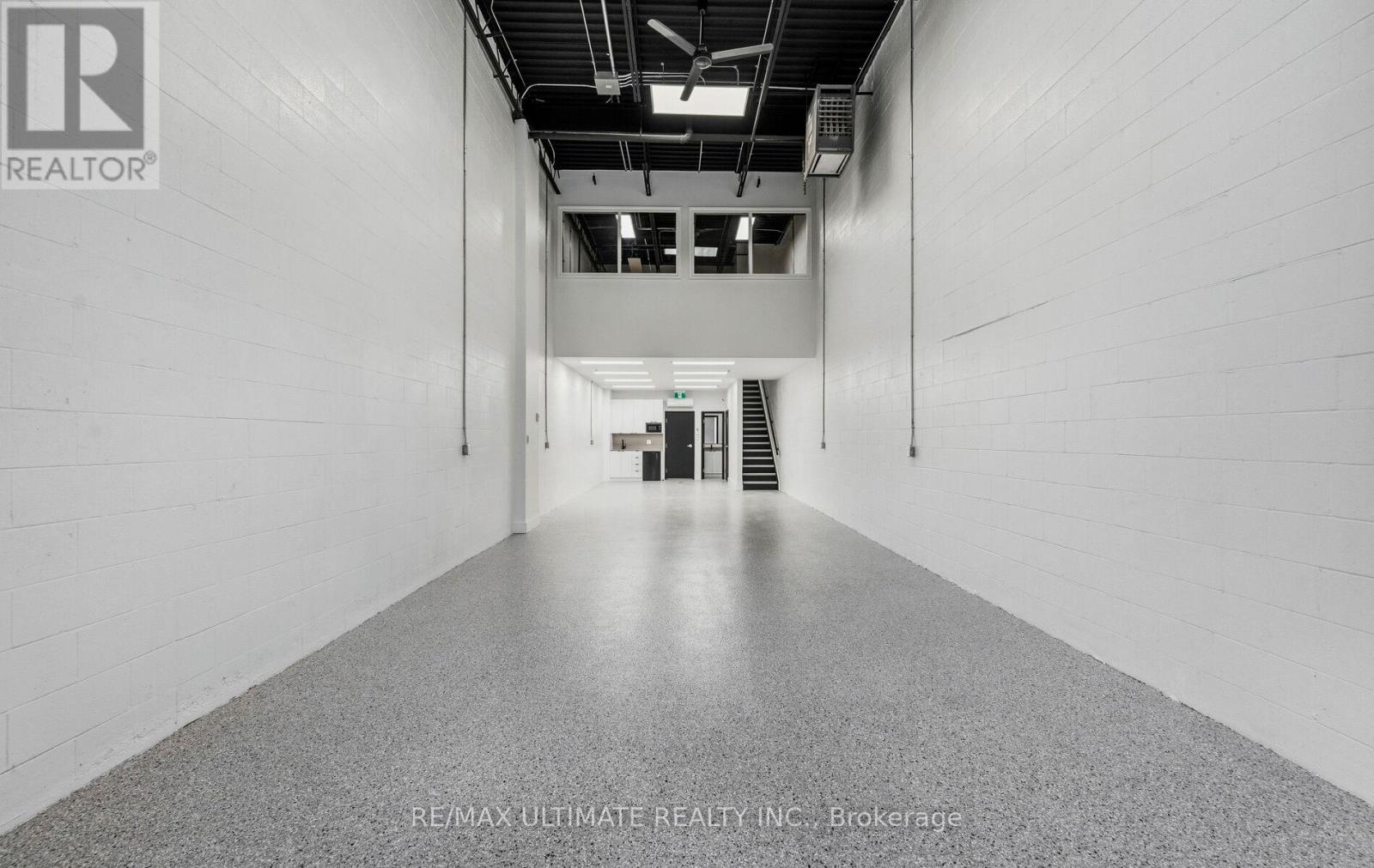 MLS® listing #29638635 for sale located at 823 - 210 SILVER STAR BOULEVARD