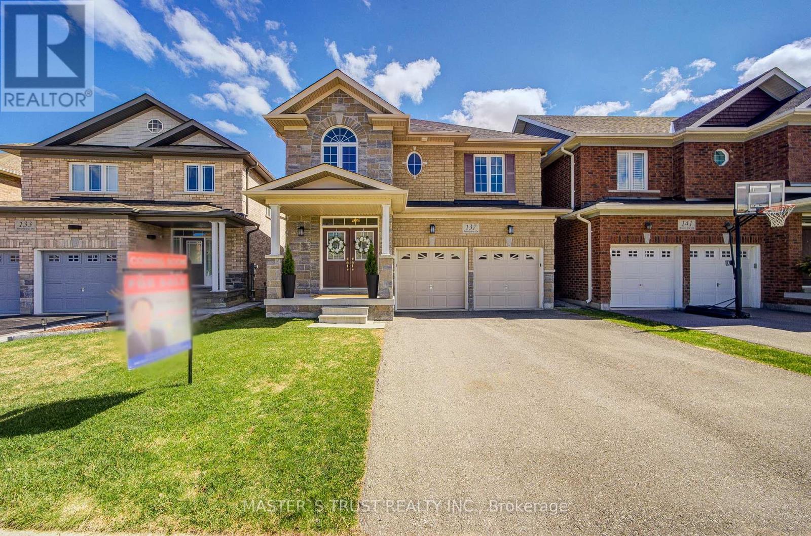 MLS® listing #29638652 for sale located at 137 BROOKVIEW DRIVE