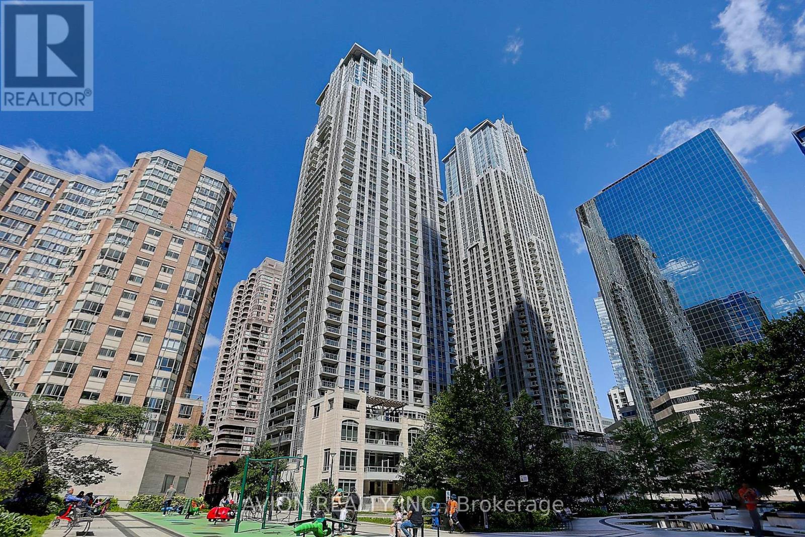 MLS® listing #29638680 for sale located at 2610 - 761 BAY STREET